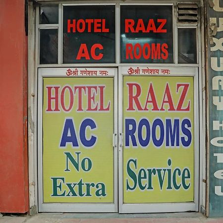 Hotel O Raaz Hotel Delhi  Exteriör bild